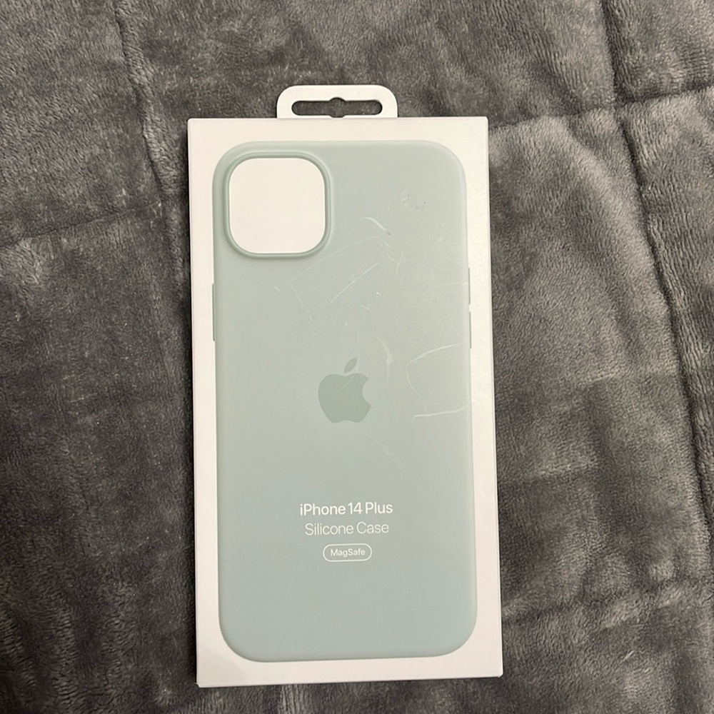 iPhone 14 Plus Apple case